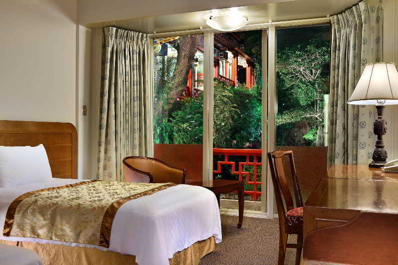 The Grand Hotel Taipei Exterior foto A room at the hotel