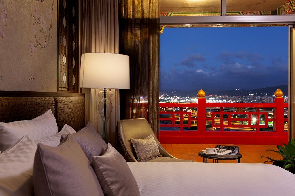 The Grand Hotel Taipei Exterior foto A room at the hotel