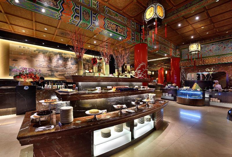 The Grand Hotel Taipei Exterior foto The buffet at the lobby